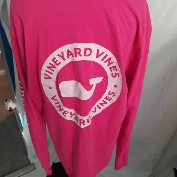 Vineyard Vines Tops - Vineyard Vines Lightweight Hoodie